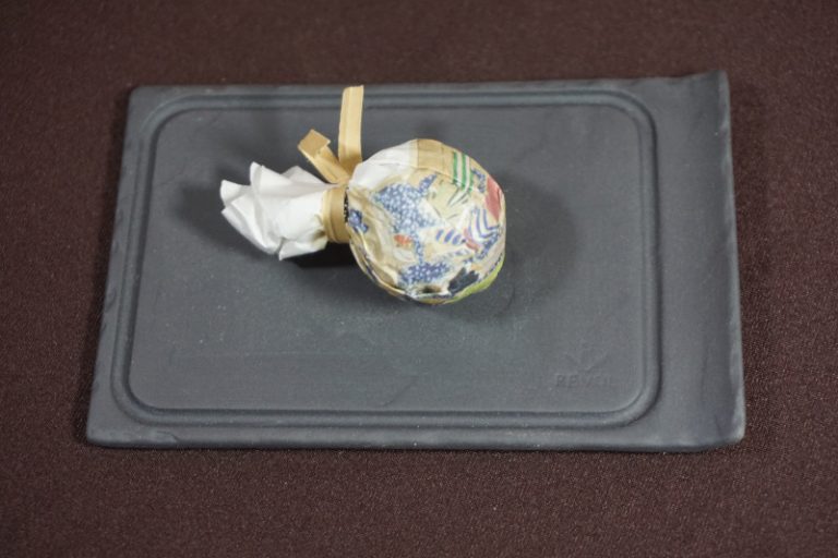 White2Tea 2020 Nightlife Mini White Tea
