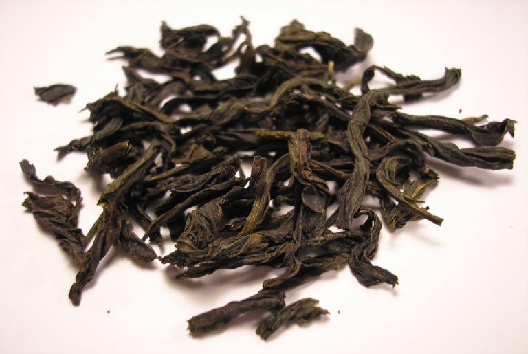 Bu Zhi Chun oolong tea