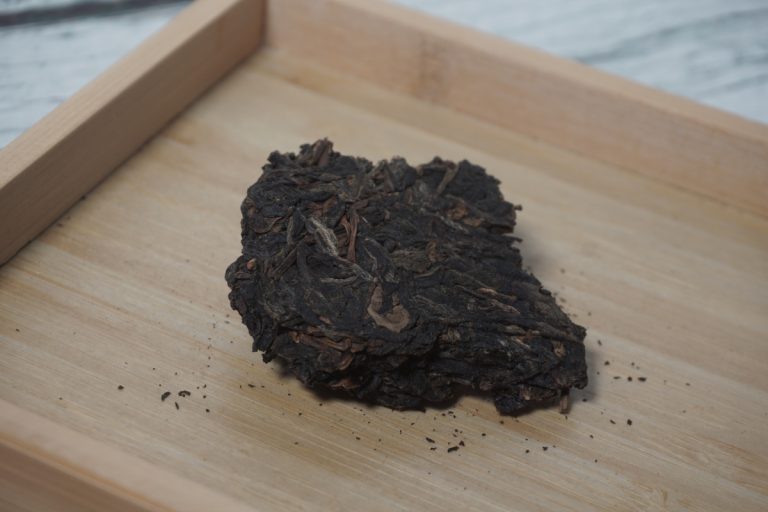2007 CNNP 8891 Red Label Raw Pu-erh Tea Cake