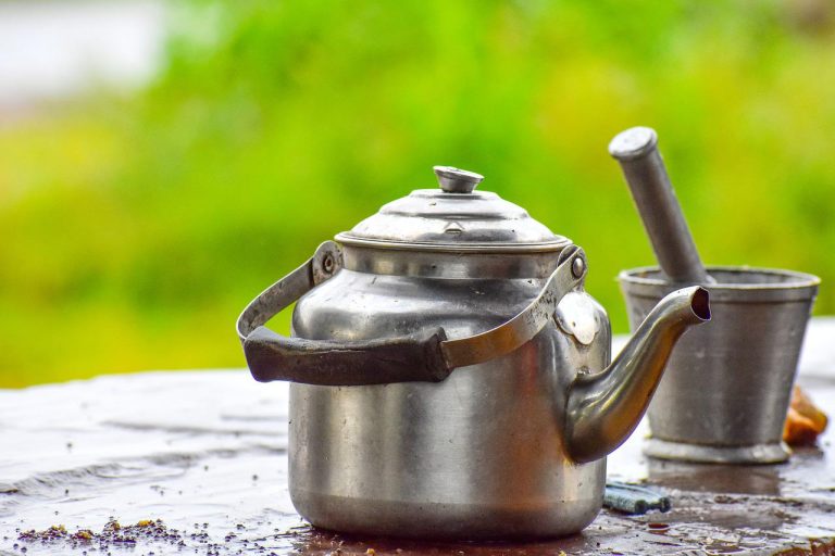 tea kettle