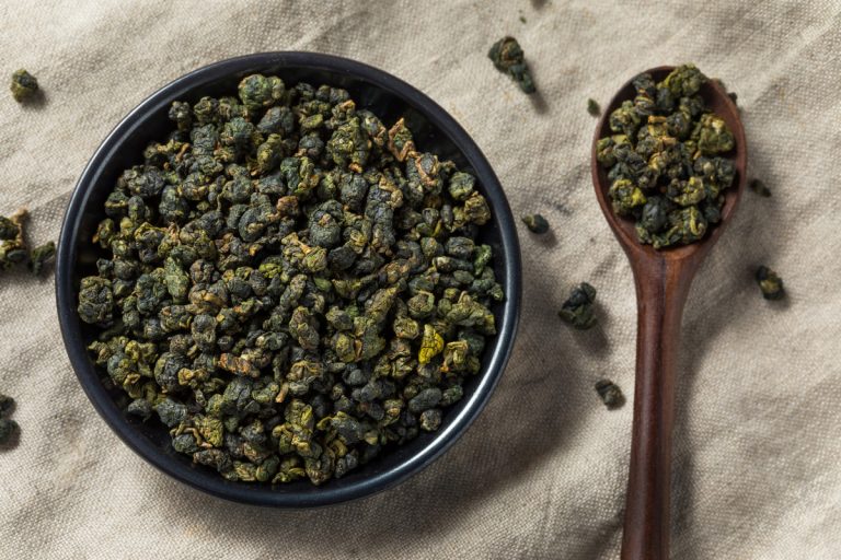 Dried Organic Oolong Pearl Tea
