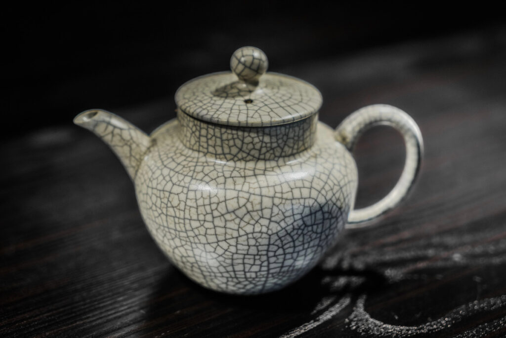 chinese ceramic teapot